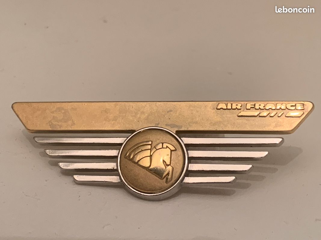 PIN'S VISA JEUX Olympiques Paris 2024 Avec La Tour Eiffel, Exclusif