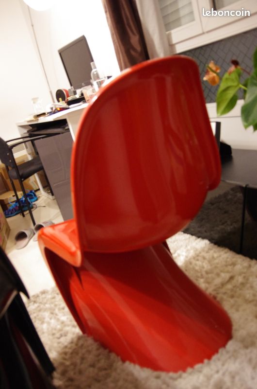 1 à 4 Chaises empilables design (image 3)