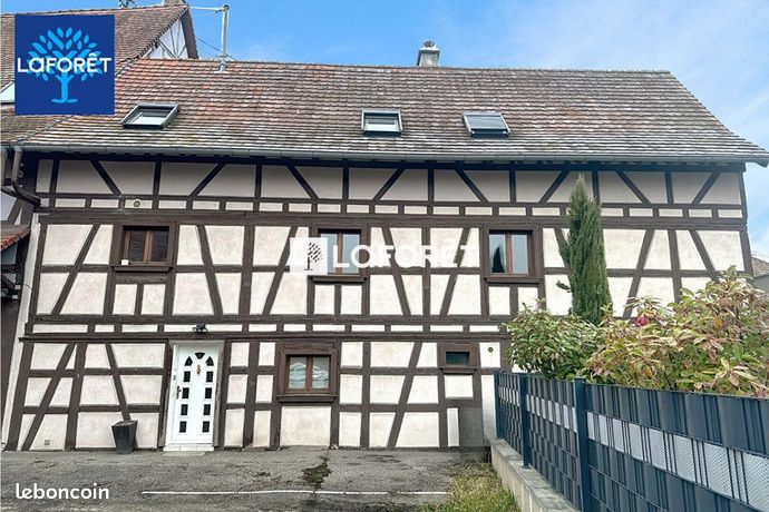 Maison 8 pièces 256 m²
