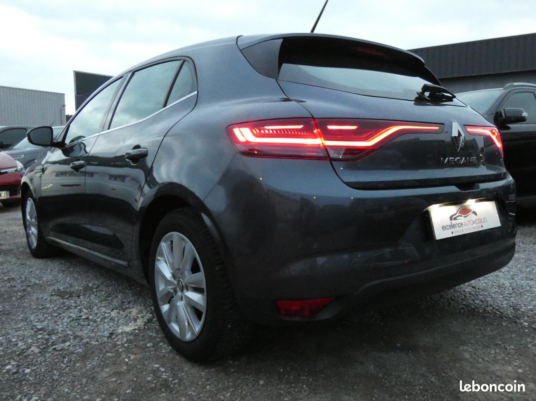 RENAULT MEGANE IV BERLINE Blue dCi 115 - 20 Business (image 4)