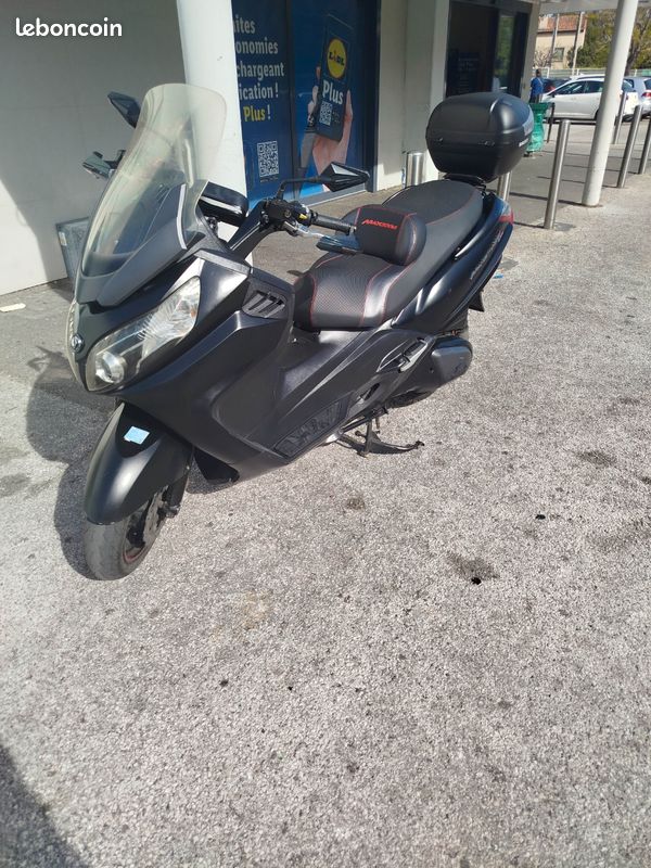 Maxsym 600 (image 1)