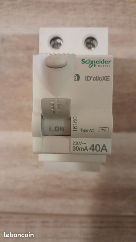 Disjoncteur différentiel (image 1)