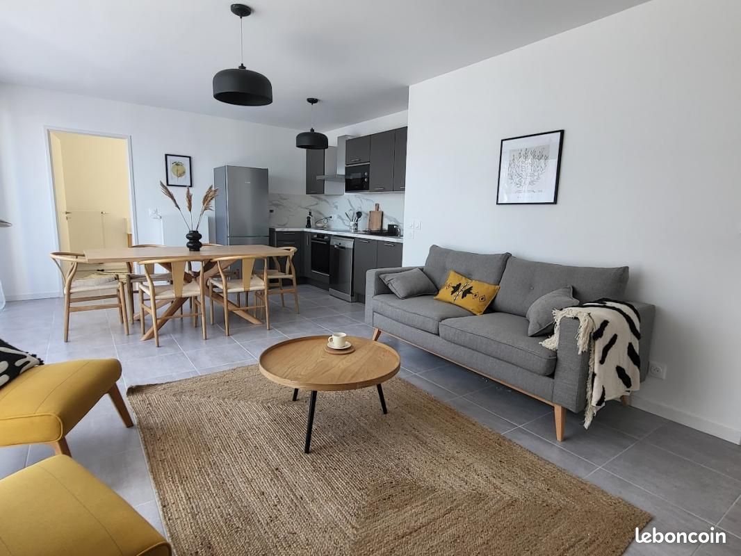 Appartement 5 pièces 96 m² - Bordeaux 33800 (image principale 0)