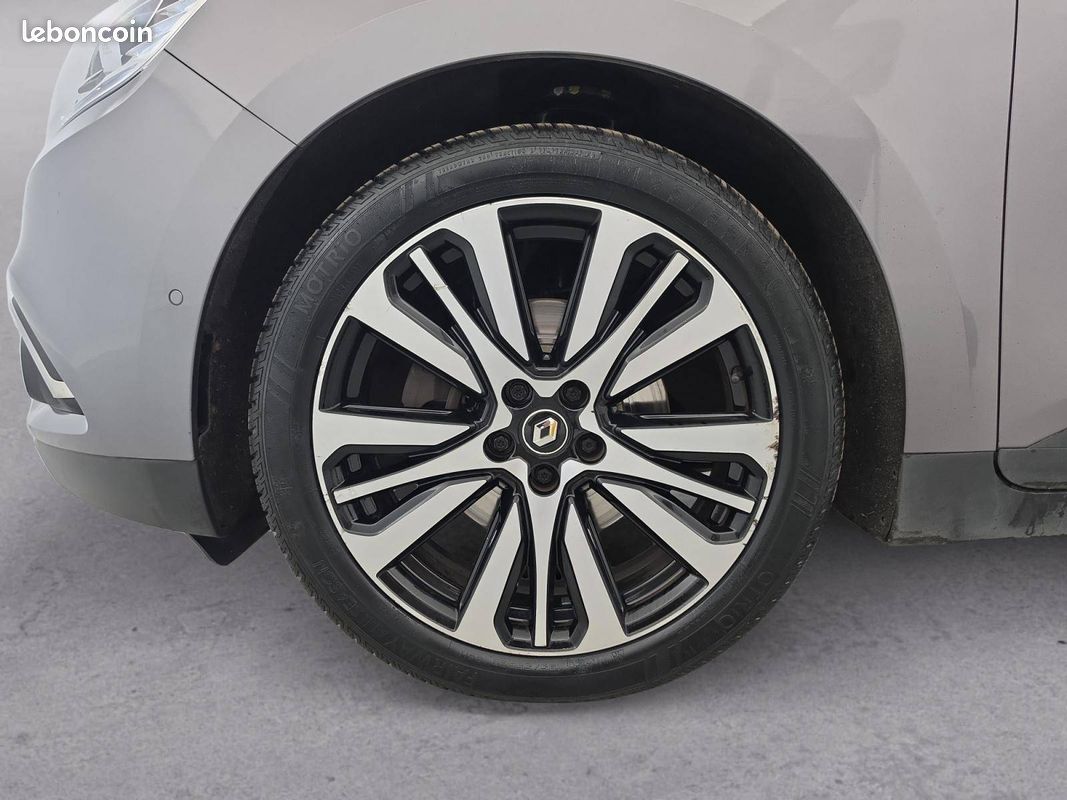 RENAULT Scenic dCi 160 Energy EDC Initiale Paris (image 19)