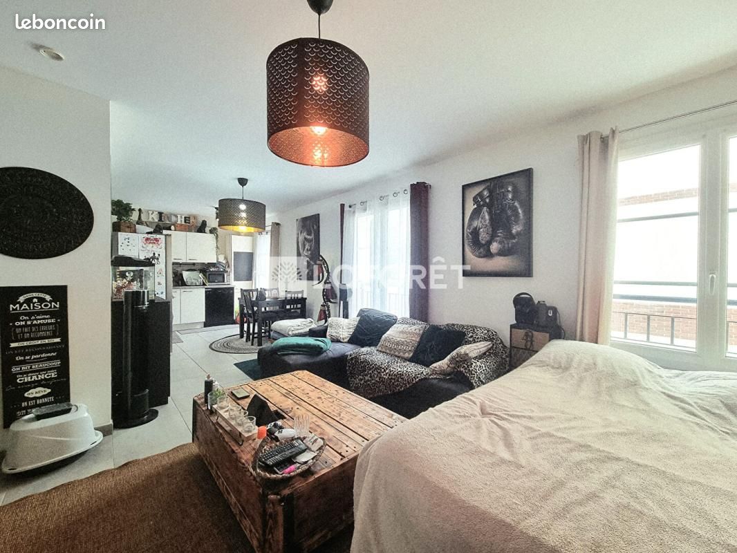Appartement 1 pièce 37 m² · à Saint-Ouen-l'Aumône · 37 m² · 130 000 €