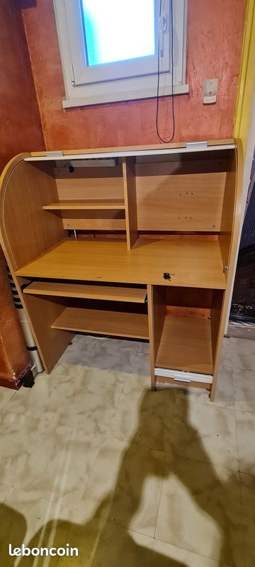 Bureau (image 2)