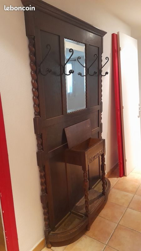 Vestiaire ancien (image 1)