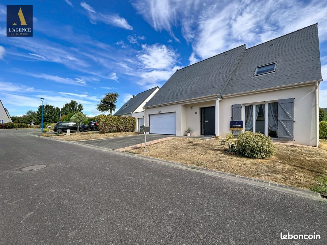 Maison 6 pièces 167 m² · à Larmor-Plage · 167 m² · 748 080 €