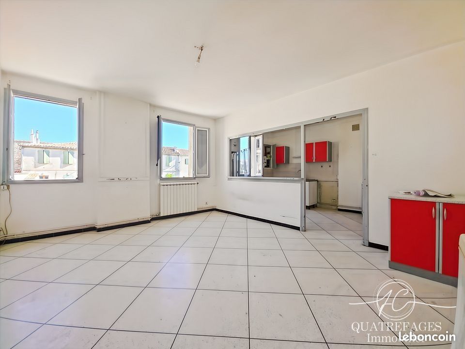 Appartement 4 pièces 109 m² · à Beaucaire · 109 m² · 115 000 €
