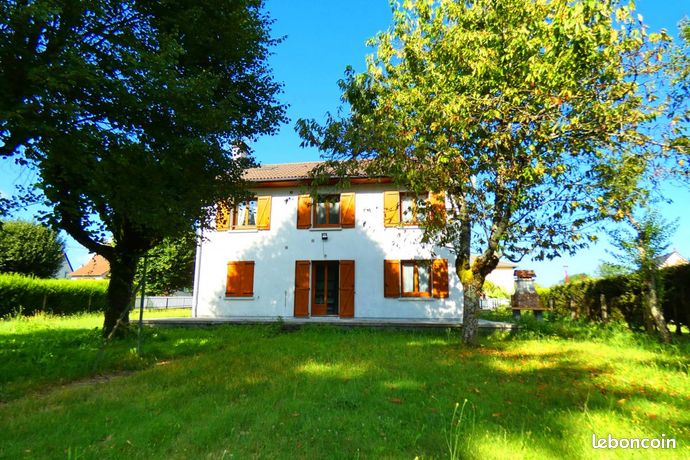 Maison 7 pièces 140 m²