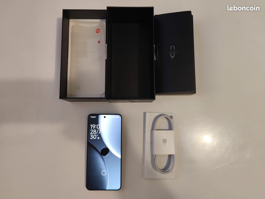 Xiaomi 15 Ultra 512Go noir et chrome + Kit photo (image 3)
