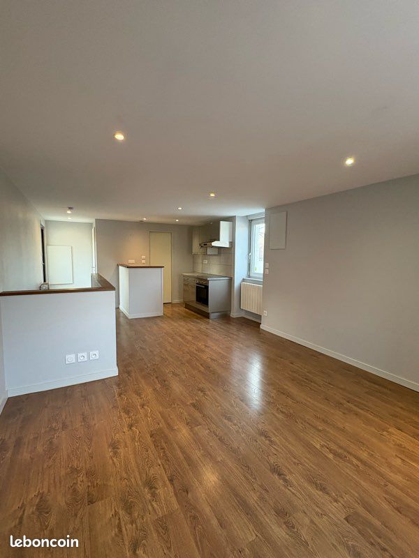 Appartement 3 pièces 60 m² · à Roanne · 60 m² · 570 €/mois