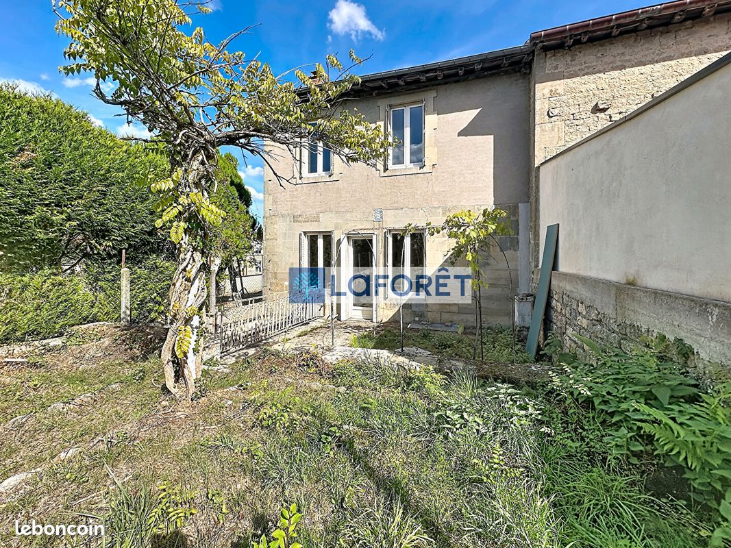 Maison 4 pièces 159 m² · à Rupt · 159 m² · 39 900 €