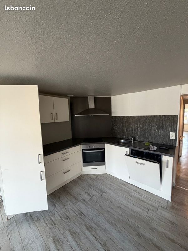 Appartement 4 pièces 66 m² · à Signy-le-Petit · 66 m² · 550 €