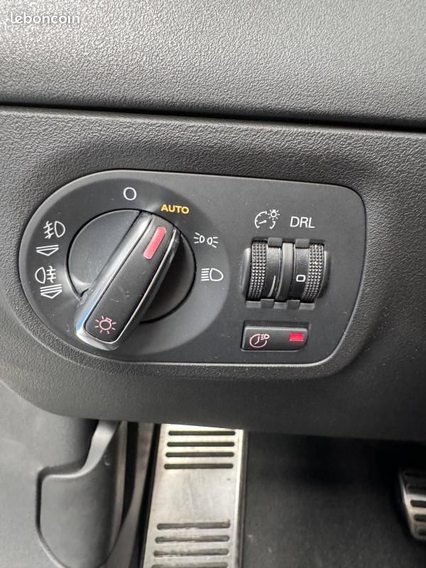 Audi TT II 3.2 V6 250ch quattro S tronic 6 (image 16)