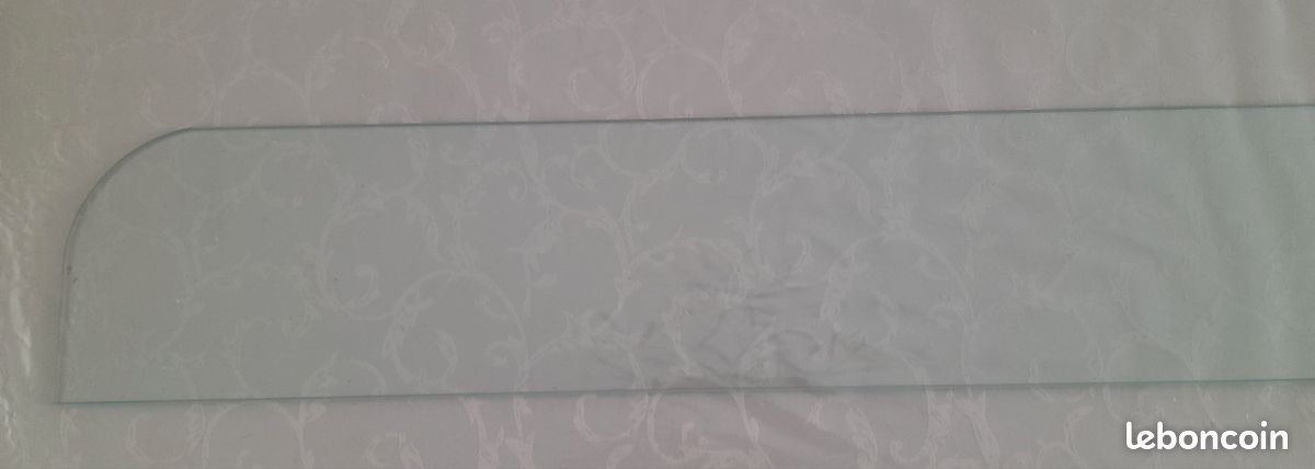 Tablette murale en verre pour salle de bains (image 1)