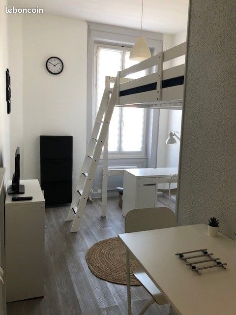 Appartement 7 pièces 137 m² · à Saint-Étienne · 137 m² · 310 000 €