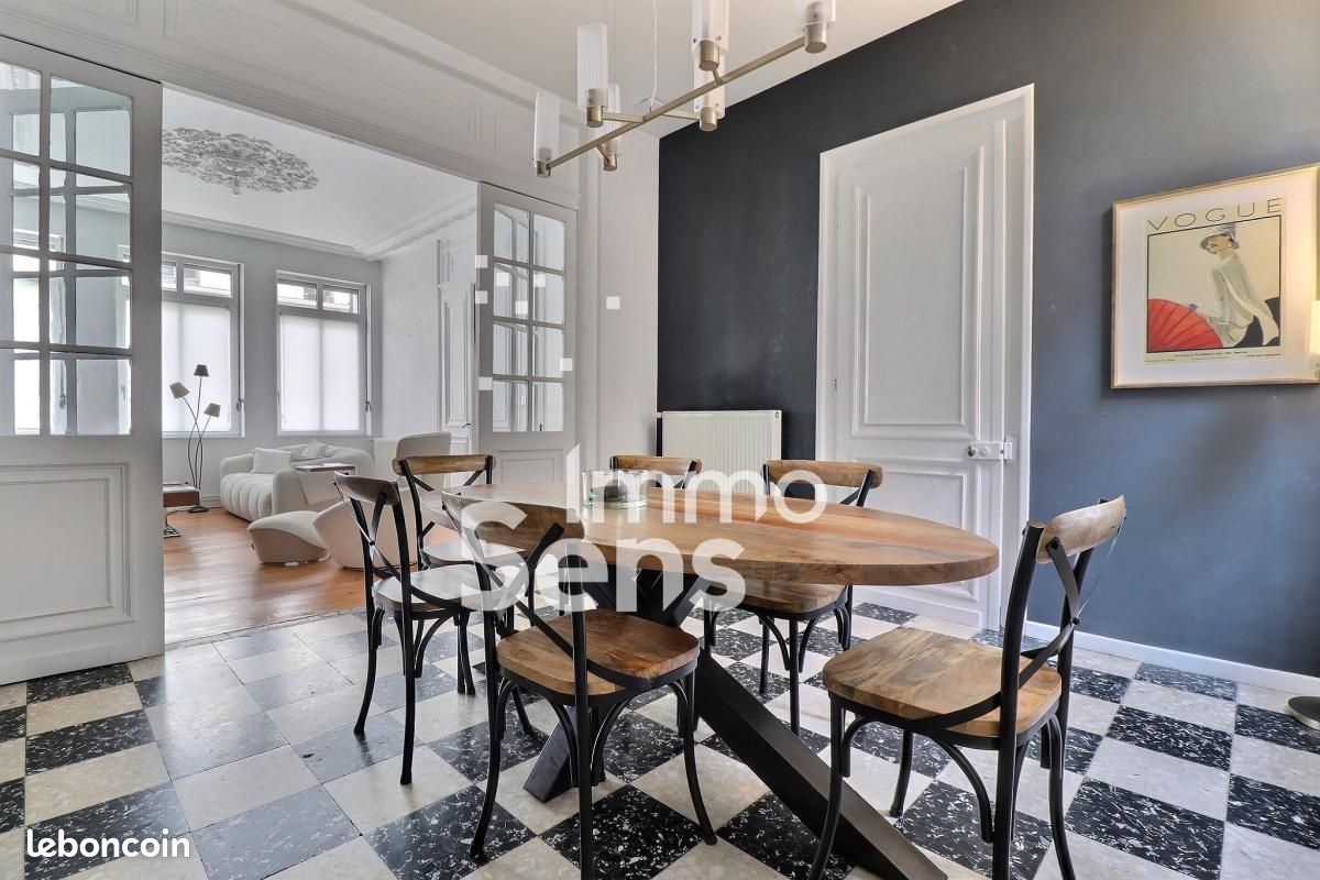 Maison 4 pièces 85 m² · à Lille · 85 m² · 615 000 €