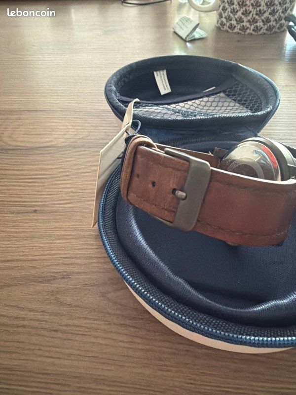 Montre Homme us Polo assn (image 3)