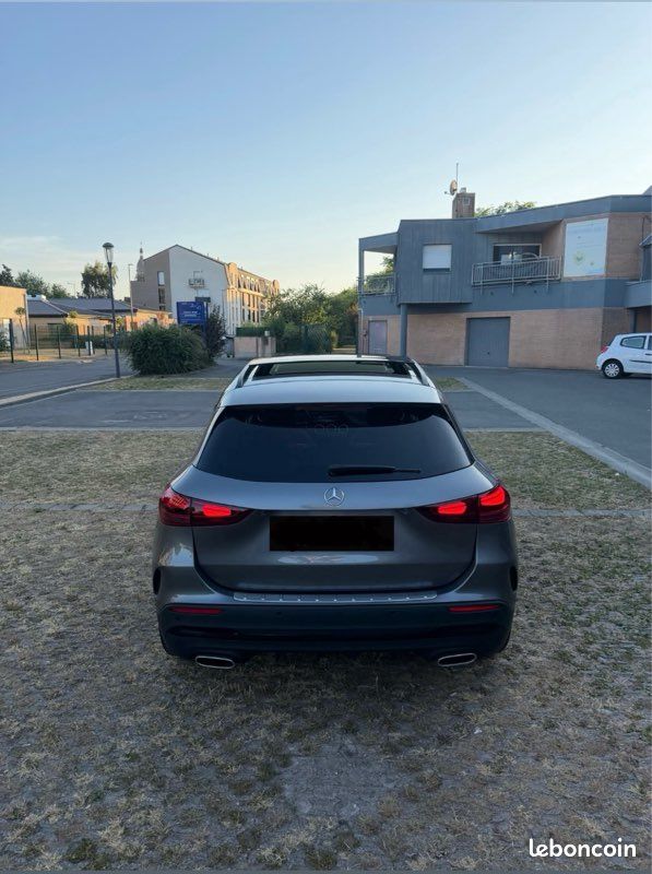 Mercedes gla 180d amg line (image 3)