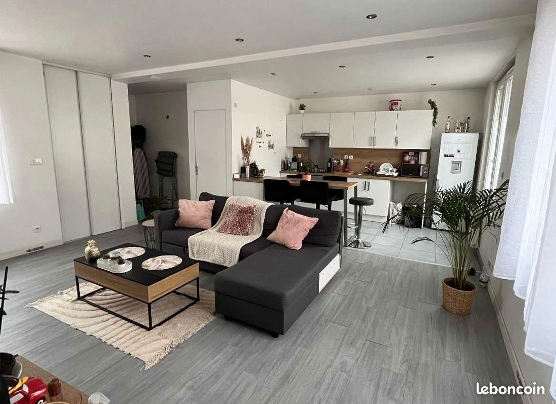 Appartement 2 pièces 52 m² · à Étampes · 52 m² · 810 €/mois