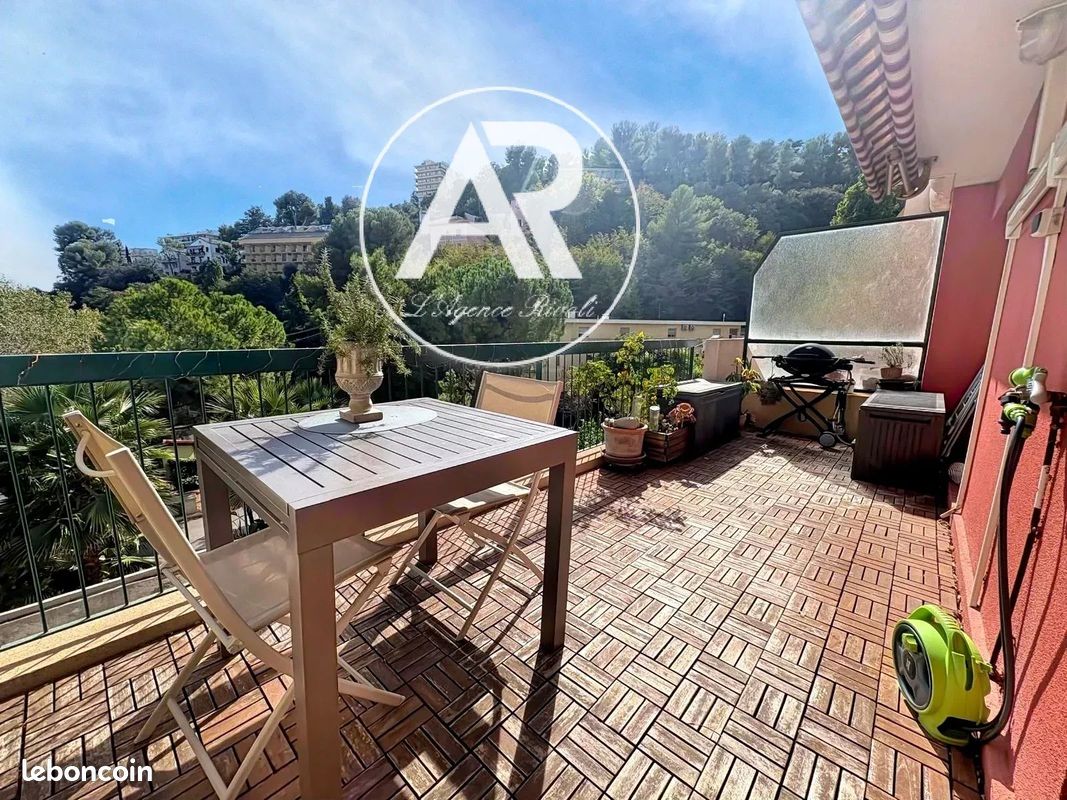 Appartement 2 pièces 45 m² · à Nice · 45 m² · 235 000 €