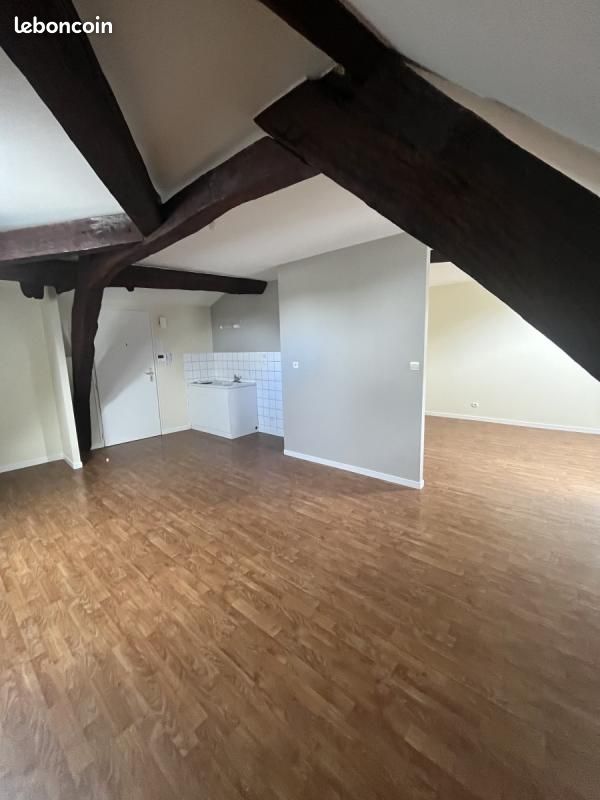 Appartement 1 pièce 39 m² · à Chaumont · 39 m² · 293 €