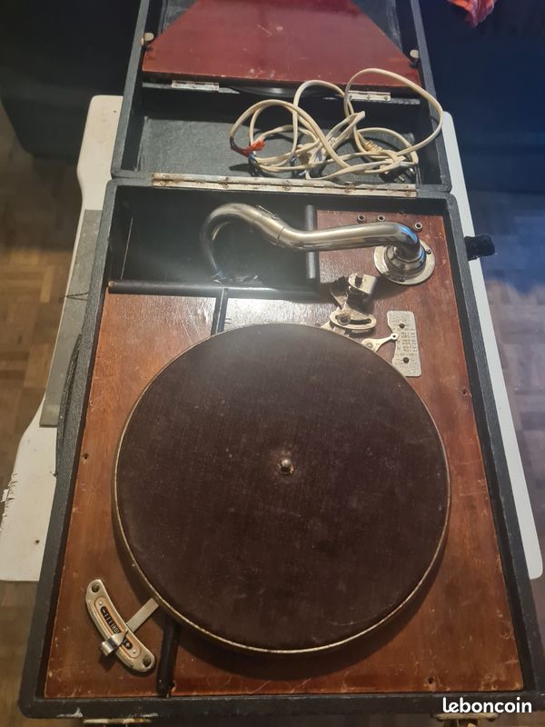 Gramophone (image 2)