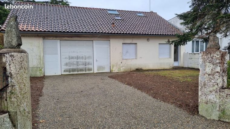 Pornic centre gourmalon, maison d habitation type 4 85 m2 garage 90 m2 jardinet