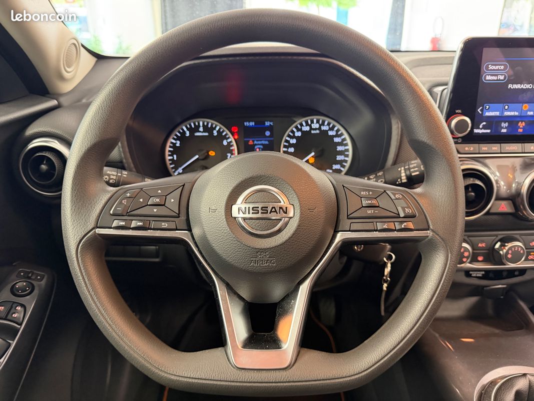 NISSAN JUKE 1.0 DIGT 115 Ch ACENTA 2WD (image 4)