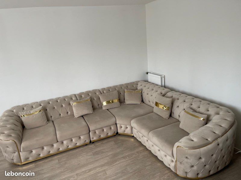 Canapé beige (image 1)