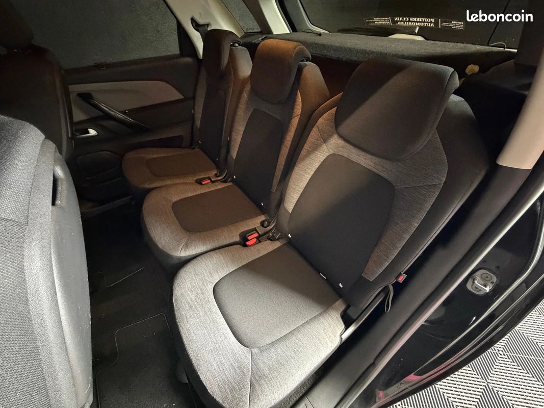 Citroën C4 SPACETOURER 1.6 BLUEHDI Feel (image 21)