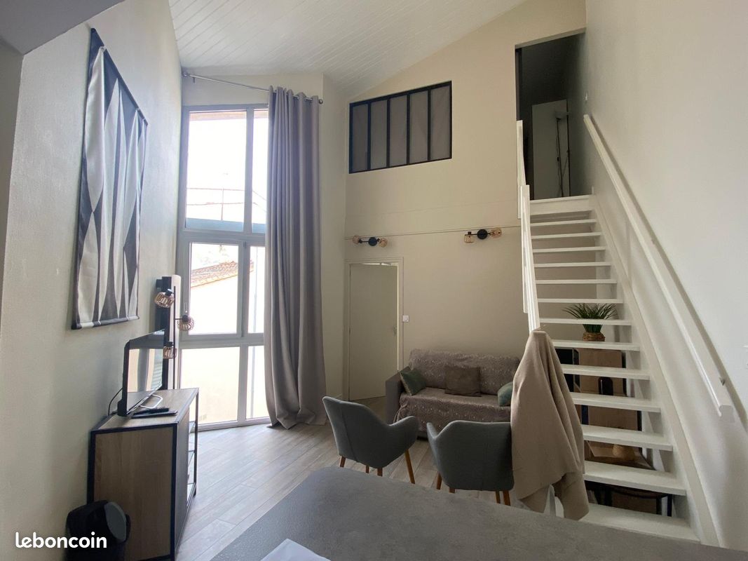 Appartement 3 pièces 40 m² · à La Rochelle · 40 m² · 990 €