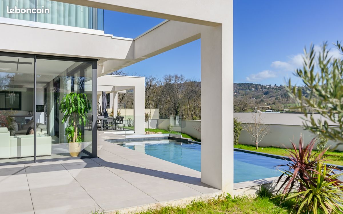 Maison 5 pièces 280 m² · à Limonest · 280 m² · 1 295 000 €