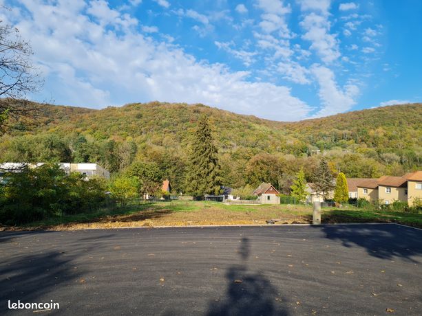 Terrain viabilisé 990m² à Ars-sur-Moselle