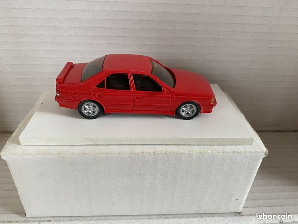 NE véhicule PEUGEOT 405 MI 16 collector 1/43 Heco miniatures voiture
