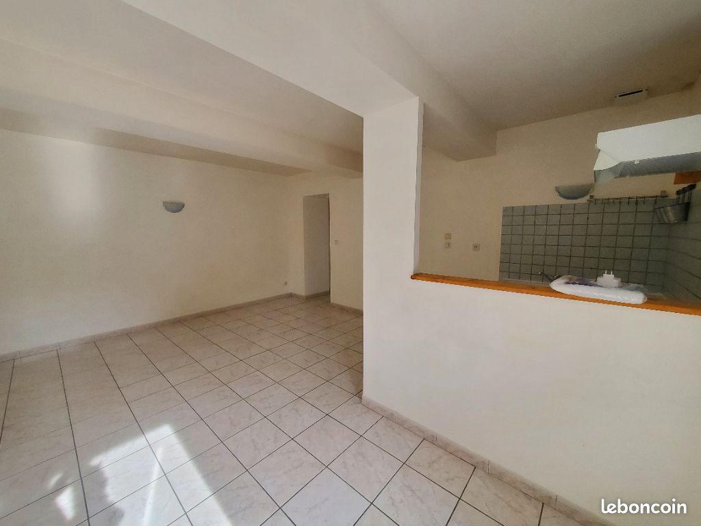 Maison 2 pièces 35 m² · à Grisolles · 35 m² · 550 €/mois