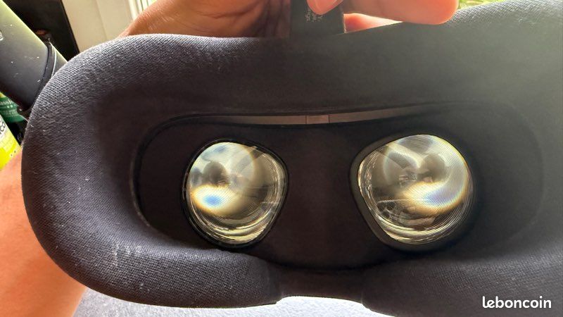 Oculus Quest 1 (image 3)