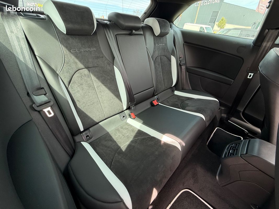 SEAT Leon SC 2.0 TSI 290 CH CUPRA BVA - CARPLAY/ANDROID AUTO - REGULATEUR ADAPTATIF - SIEGES AV CHAUFFANTS - (image 14)