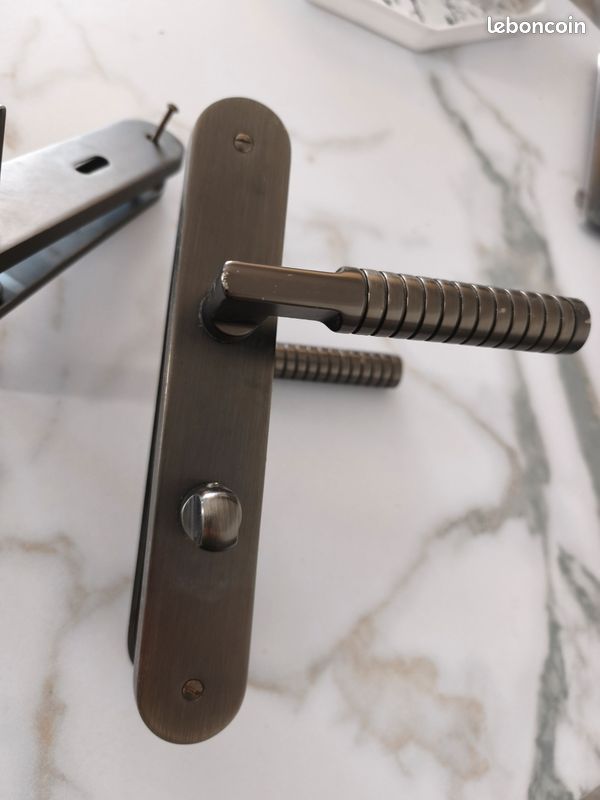 Poignée de porte gris anthracite (image 2)