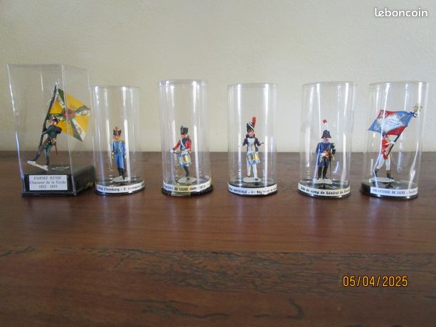 LOT SOLDAT STARLUX Empire ?? ancien ?? EUR 35,00 - FR
