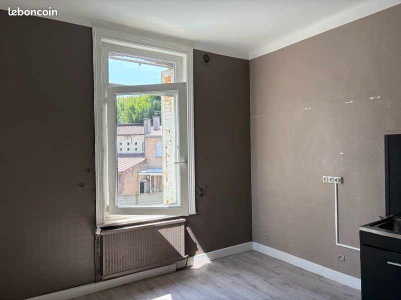 Appartement 4 pièces 101 m² · à Lens · 101 m² · 890 €/mois