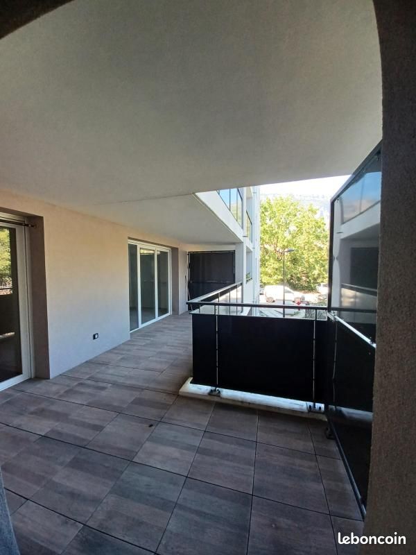 Appartement 3 pièces 60 m² · à Meylan · 60 m² · 530 €/mois