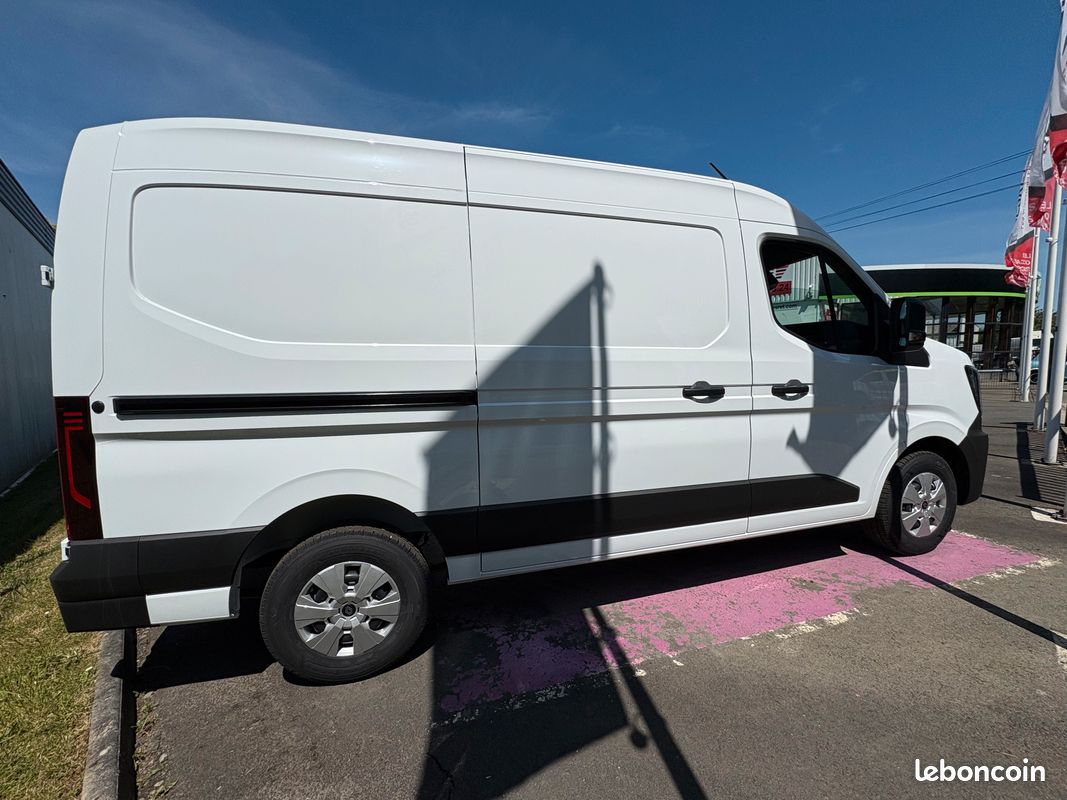 Renault MASTER IV L2H2 FWD FG ADVANCE 3T5 Blue dCi 150 ch (image 3)