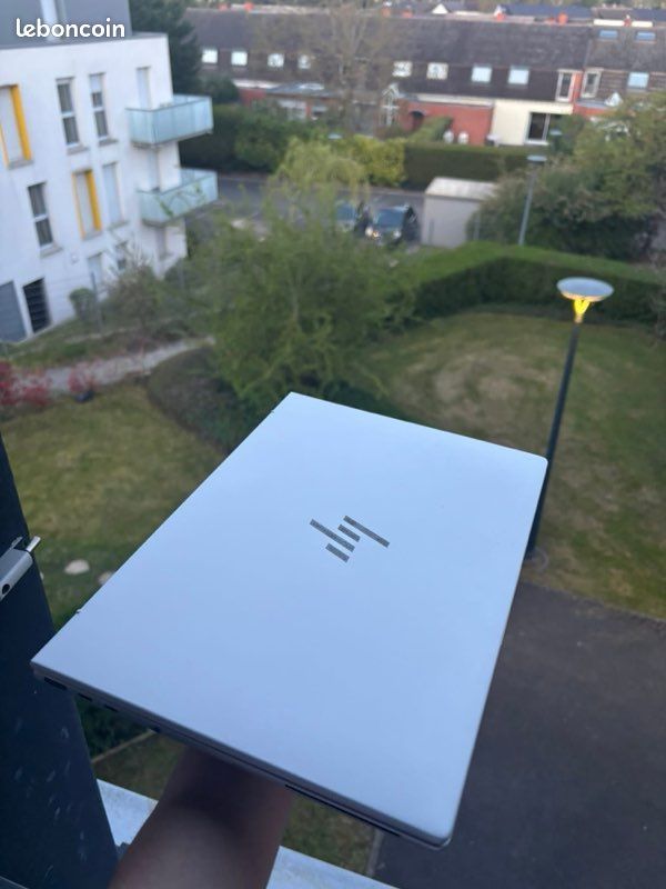 Hp elitebook 8 g1a 14 pouce (image 1)