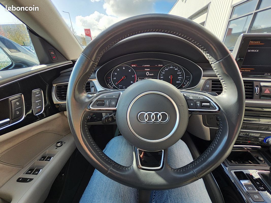 AUDI A7 SPORTBACK 2.0 TFSi 252 S tronic 7 Quattro Avus 1ER MAIN (image 13)