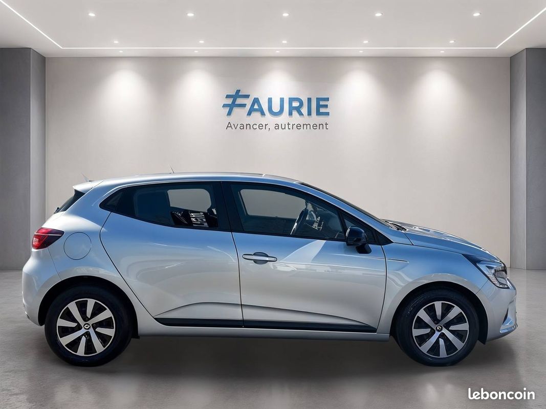 RENAULT Clio TCe 90 Equilibre (image 4)