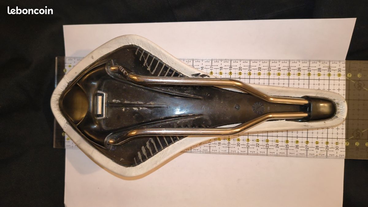 Selle Fizik Zeak Pour VTT D'occasion - Confort Et Robustesse