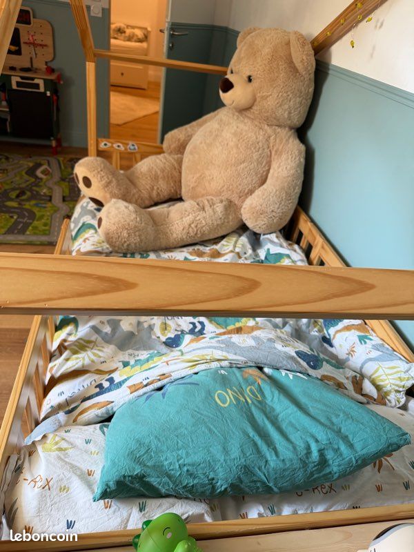Gros ours en peluche (image 2)