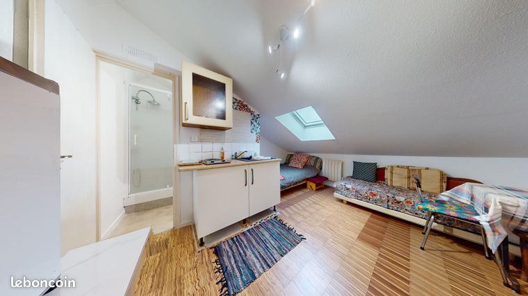 Studio 1 pièce 17 m²